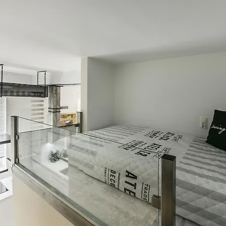 Apartment Factory - Royal *