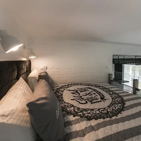 Apartment Factory - Royal