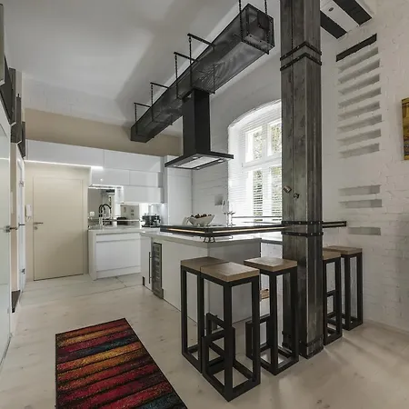 Apartment Factory - Royal